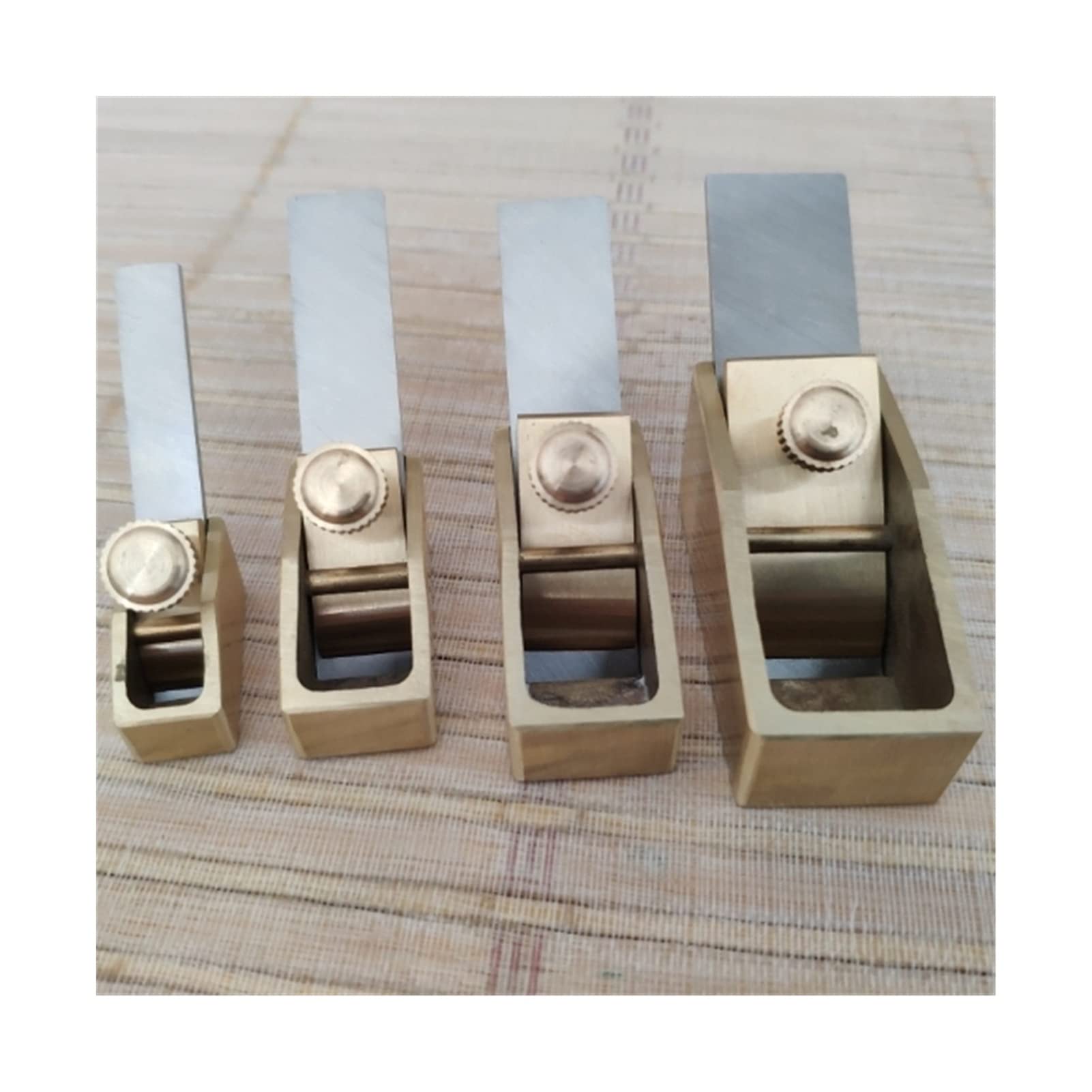BOLZAN WZUNHUANG 4 stücke Verschiedene größe Flache Bottom messingflugzeuge Violin/Cello Machen Tools