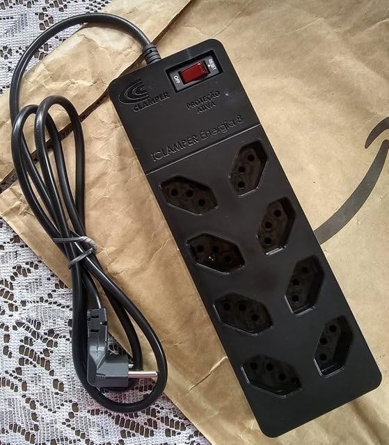 Filtro de Linha iCLAMPER Energia 8 com Proteção contra Surtos Elétricos(DPS) 8 Tomadas, 3 Pinos, 10 Amperes para PC, Notebook, Roteador, Monitor, Impressora, PS5, Alexa e etc, Bivolt, Cabo de 1m