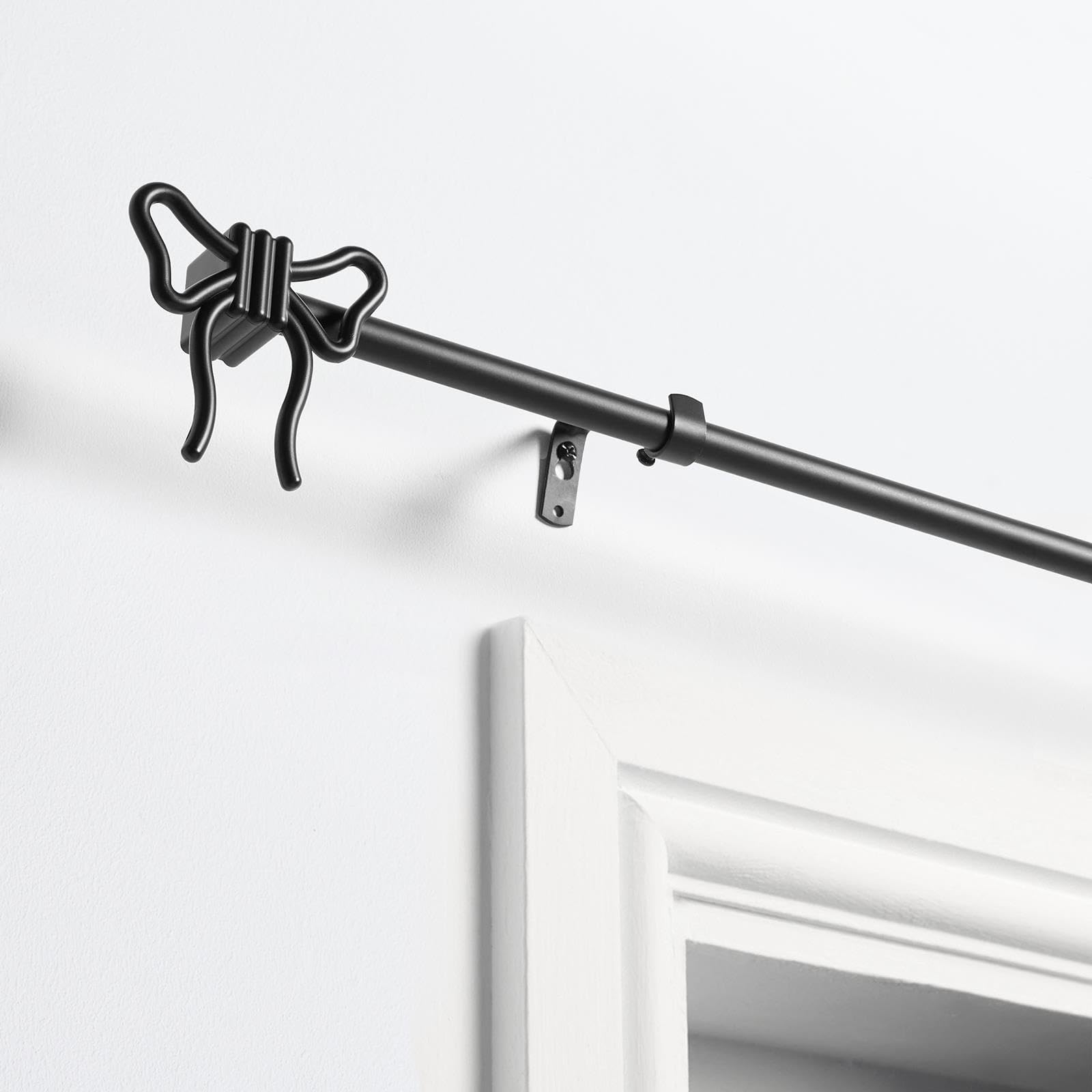OHS Extendable Curtain Pole - Metal - 120-220cm - Black