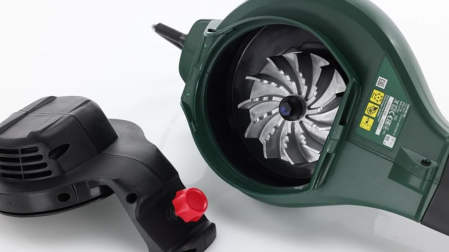 Bild 6 - Bosch elektrischer Laubsauger/Laubbläser UniversalGardenTidy 3000 (3000 W, Fangsack 50 l, stufenlose Drehzahleinstellung, zum Blasen, Saugen und Häckseln von Laub, in Kartonverpackung)