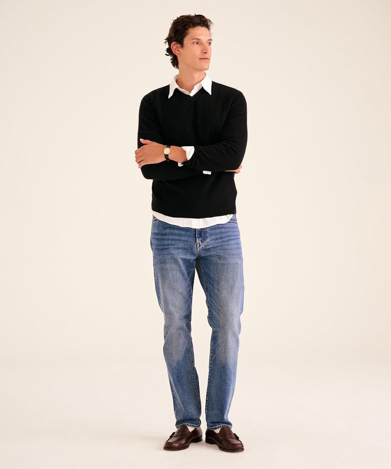 Naadam Men's Original Cashmere V-Neck Sweater - Image 2