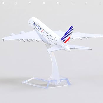 SKYMARKS AIRFRANCE 航空機モデル 1/200　A380 61v4NB5-zqL._UF894,1000_QL80_.jpg