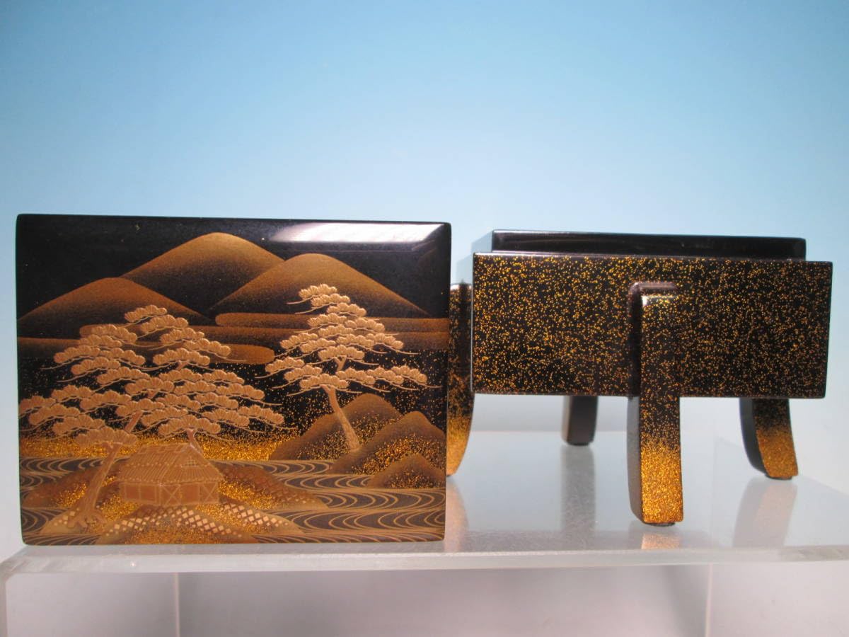 輪島塗　茶道具　香合　金箔 Amazon.co.jp: 輪島塗 茶道具 香合 金箔 : ホーム＆キッチン