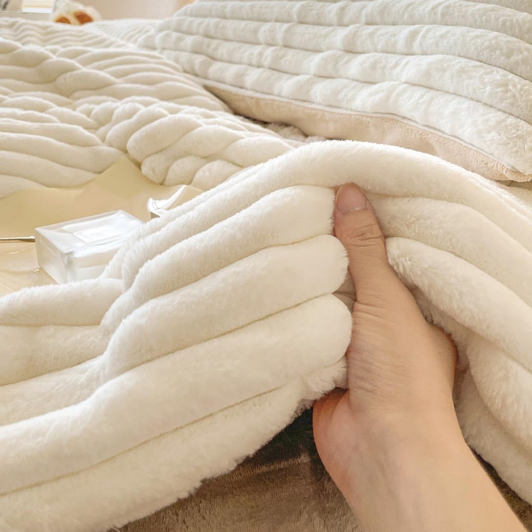 ファミリア 3wayケープ ベビーポンチョ ダウンフェザー使用 ベージュ【90】