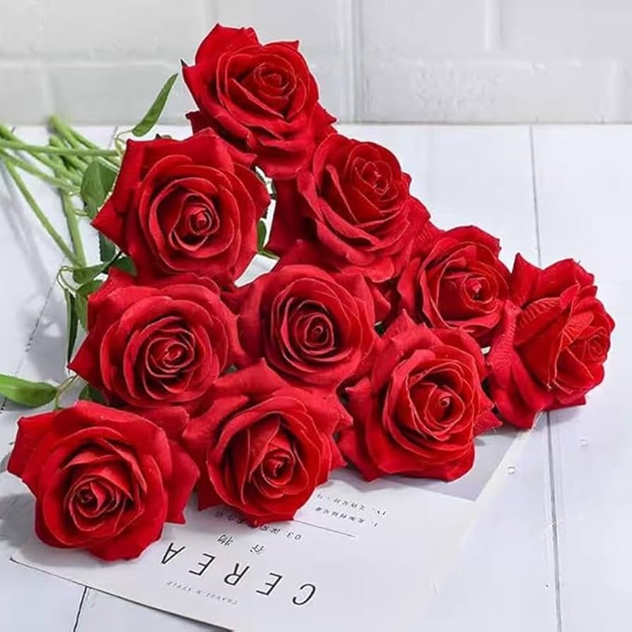 バラ　バラの花束　装飾　人工フラワー　造花　バレンタイン　母の日　　誕生日 Amazon｜DIFEIUKI バラ 造花 ローズ花束 12本セット 一輪 花束