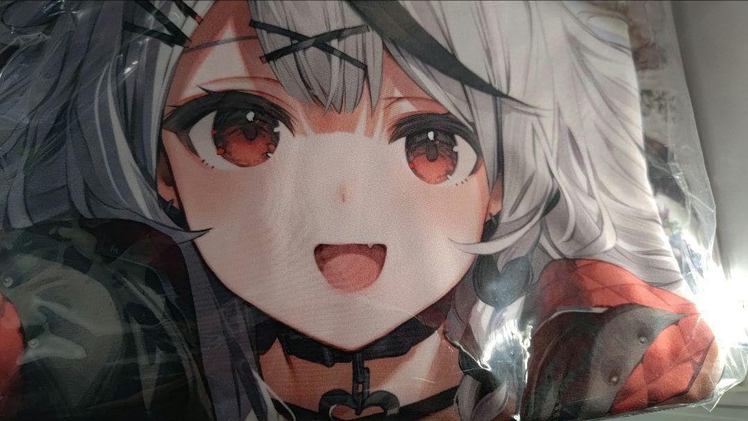 Amazon.co.jp: 沙花叉クロヱ 100万人記念グッズ直筆サイン さかまた