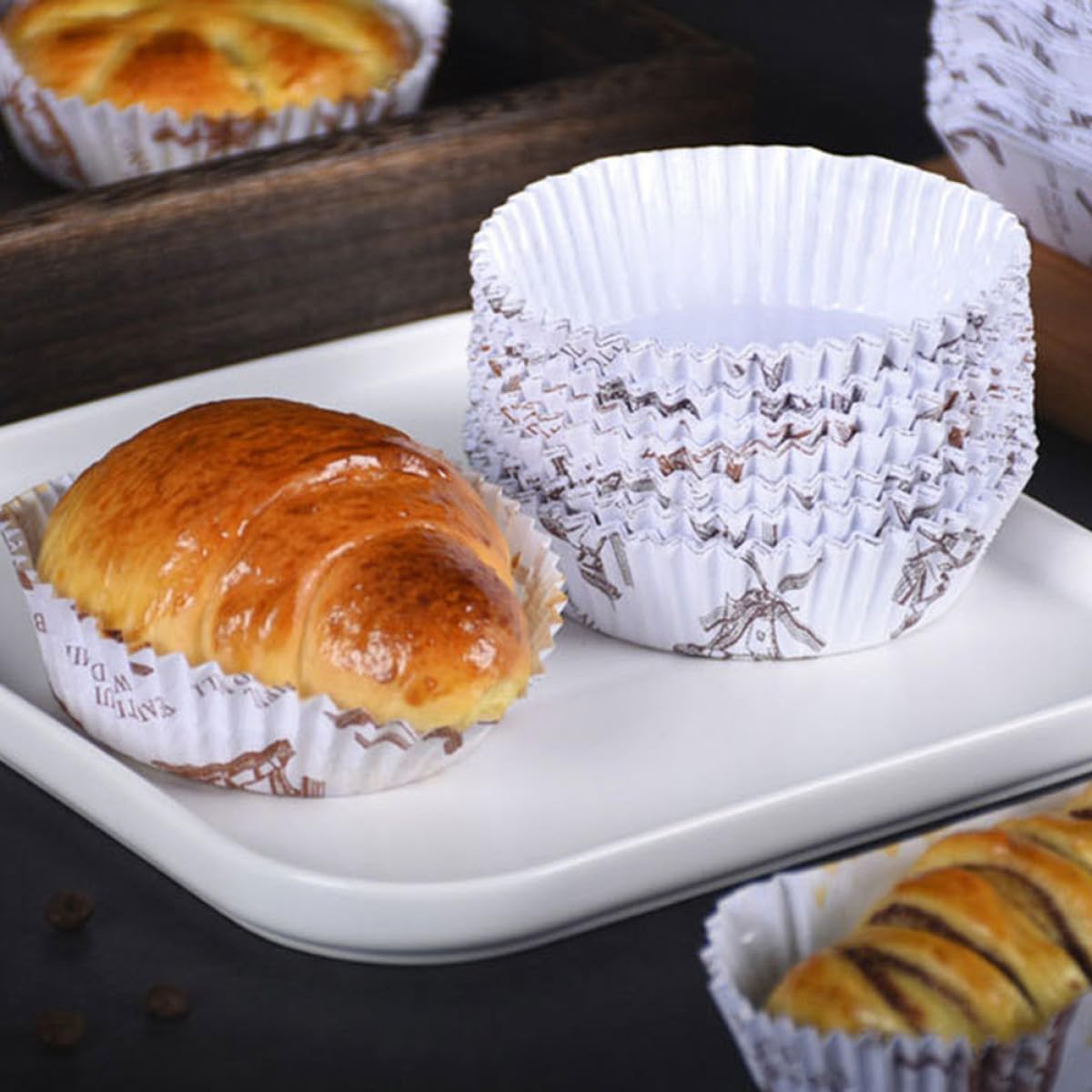300stücke Cupcake Papierförmchen Backpapier Muffinförmchen Hochtemperaturbeständig Ölbeständig Für Muffins Kuchen Und Dessert Backzubehör Geeignet Für Konditoreien Und Partys