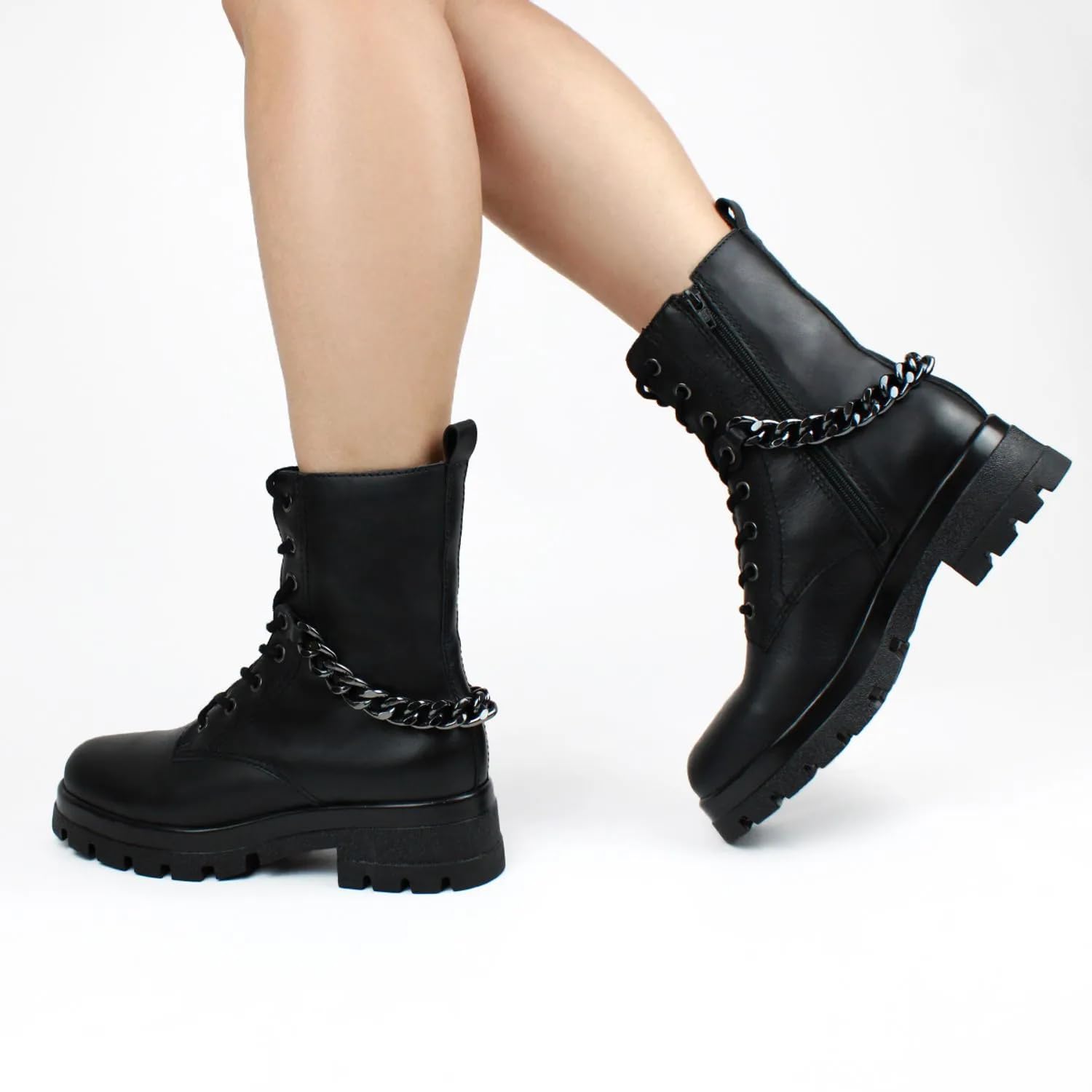 Bottero, BOTA COTURNO FEMININA BOTTERO 362901 EM COURO SOLADO TRATORADO 3,5 CM Cor:Preto;Tamanho:37 em promoção! Veja a oferta e mais achadinhos de Botas 5 Hoje é o melhor dia para comprar Bottero, BOTA COTURNO FEMININA BOTTERO 362901 EM COURO SOLADO TRATORADO 3,5 CM Cor:Preto;Tamanho:37 com aquele preço maroto! Promoção! Aproveite a oferta! 5