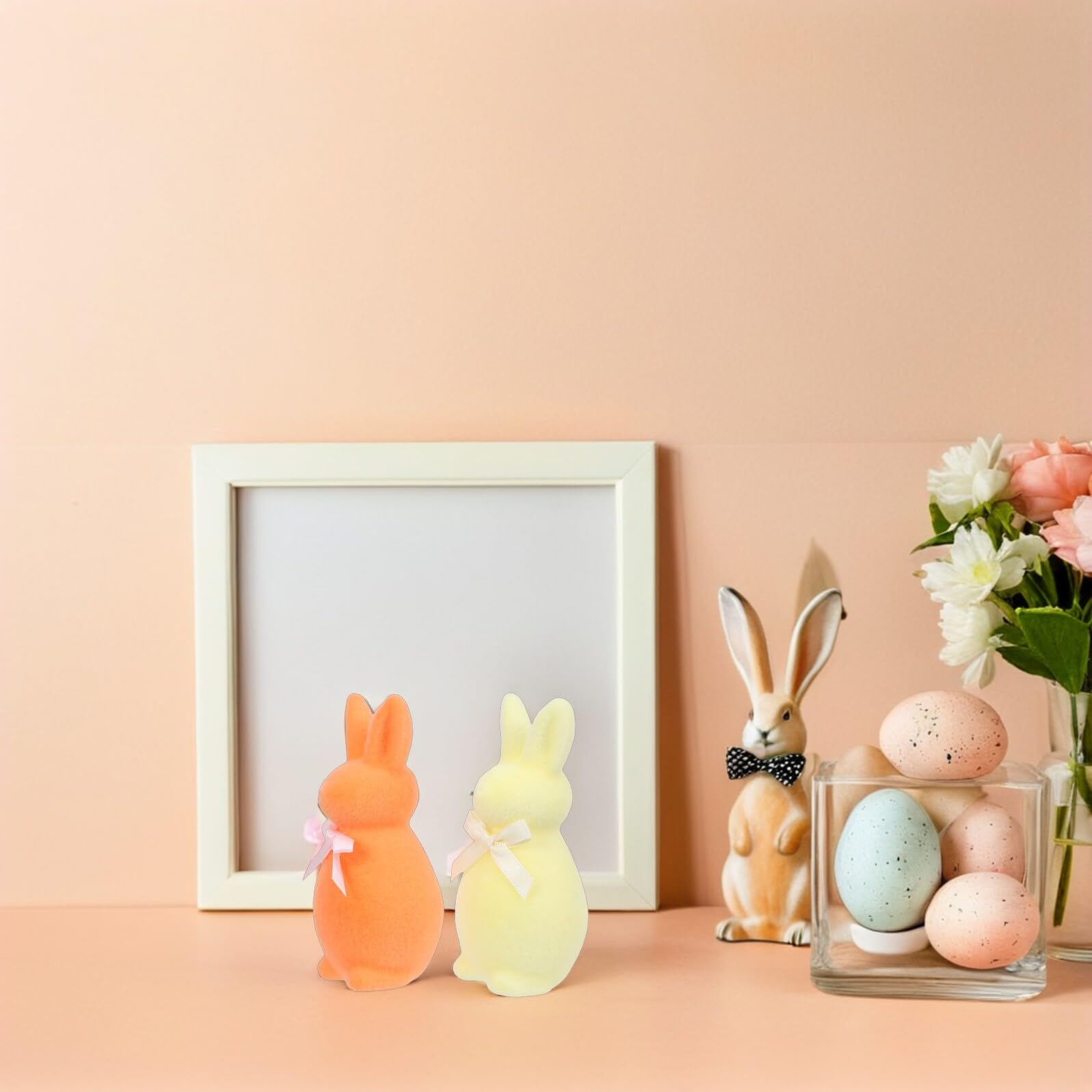 VALICLUD 5pcs Figurines de Lapins de Pâques Floqués en Écume Base Stable et Faciles à Déplacer pour Décorations de Table Printemps et Bureaux