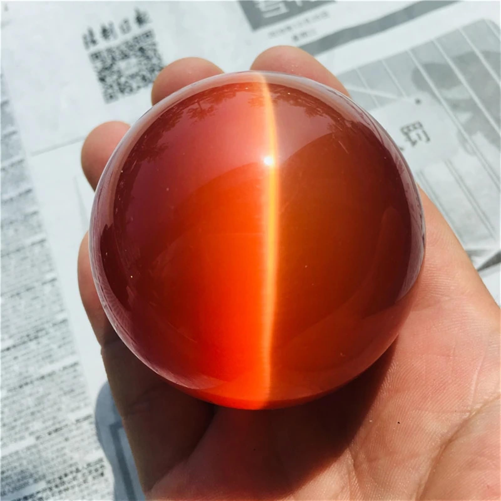 BKGWCSOR red cat Eye Crystal Ball Divination Stone Photography Decorative Ornaments (Size : 4cm)
