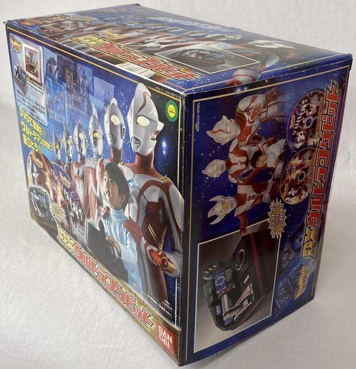Amazon.co.jp: ??ウルト ラマンプレイムービーDXウルトラコックピット