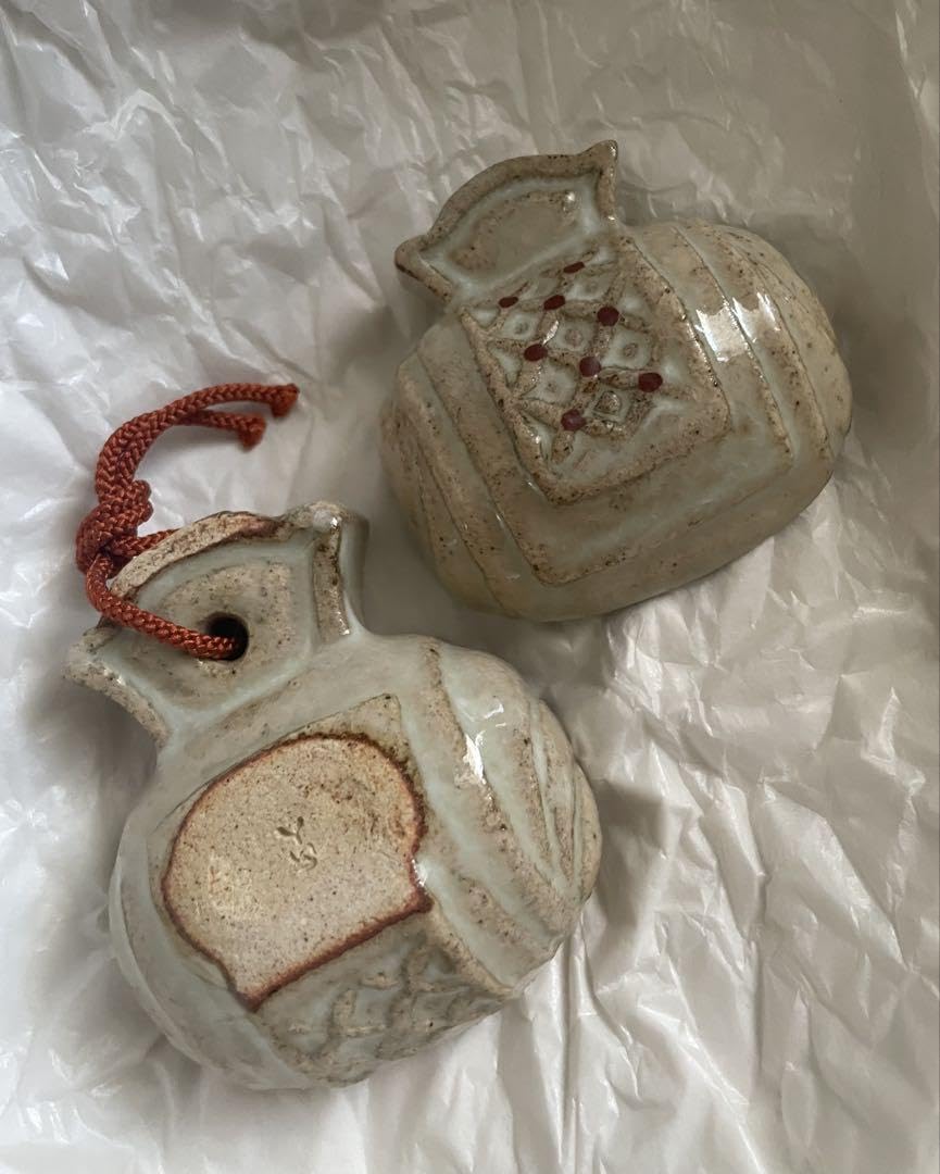 新品未使用　香合　小槌　赤膚焼　大塩正人作　茶道具 Amazon.co.jp: 香合 小槌 赤膚焼 大塩正人 茶道具 : ホーム＆キッチン