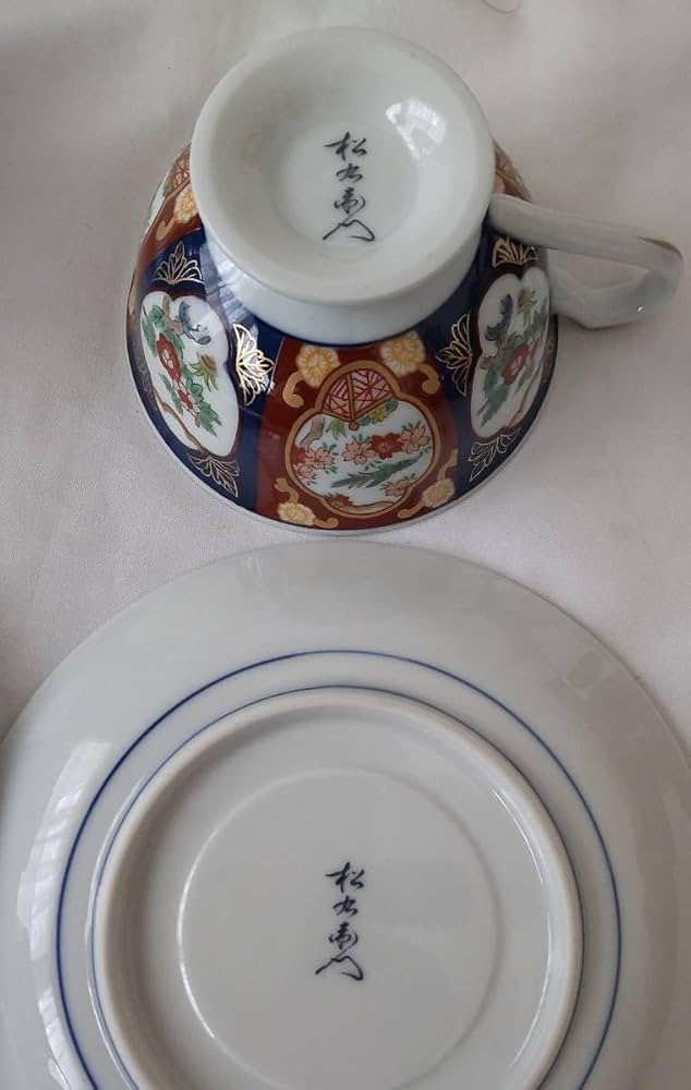 2258 有田焼　彌右衛門窯  古伊万里　金彩蓋物　2客 2258 有田焼 彌右衛門窯 古伊万里 金彩蓋物 2客 - メルカリ