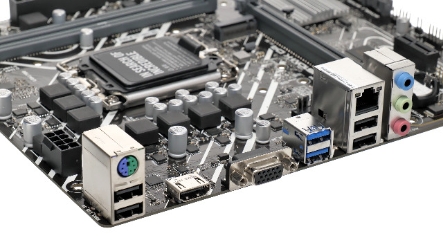 Carte Mère ASUS AT4NM10-I + 4Go DDR2 - Socket Intel - Format AT - Occasion