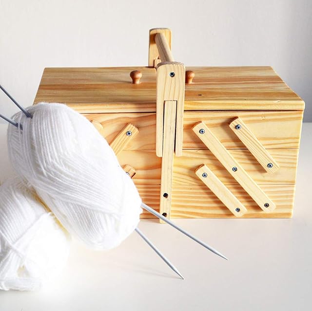 Classic Sewing Box with 5 Compartments