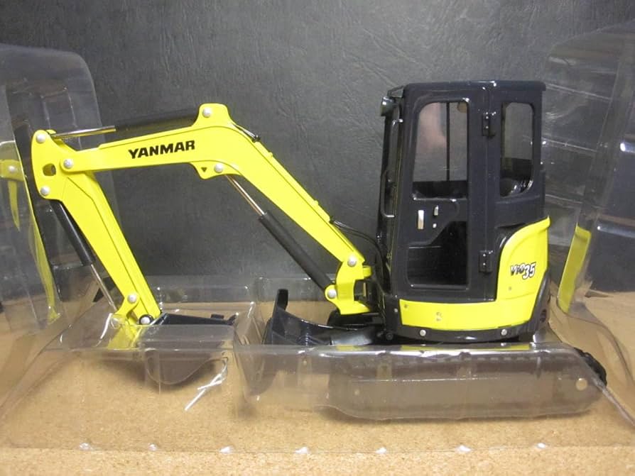 YANMAR Vi035 ダイキャストミニチュアショベル 1/22 Amazon.co.jp: YANMAR ViO35 Excavator(イエロー×ブラック