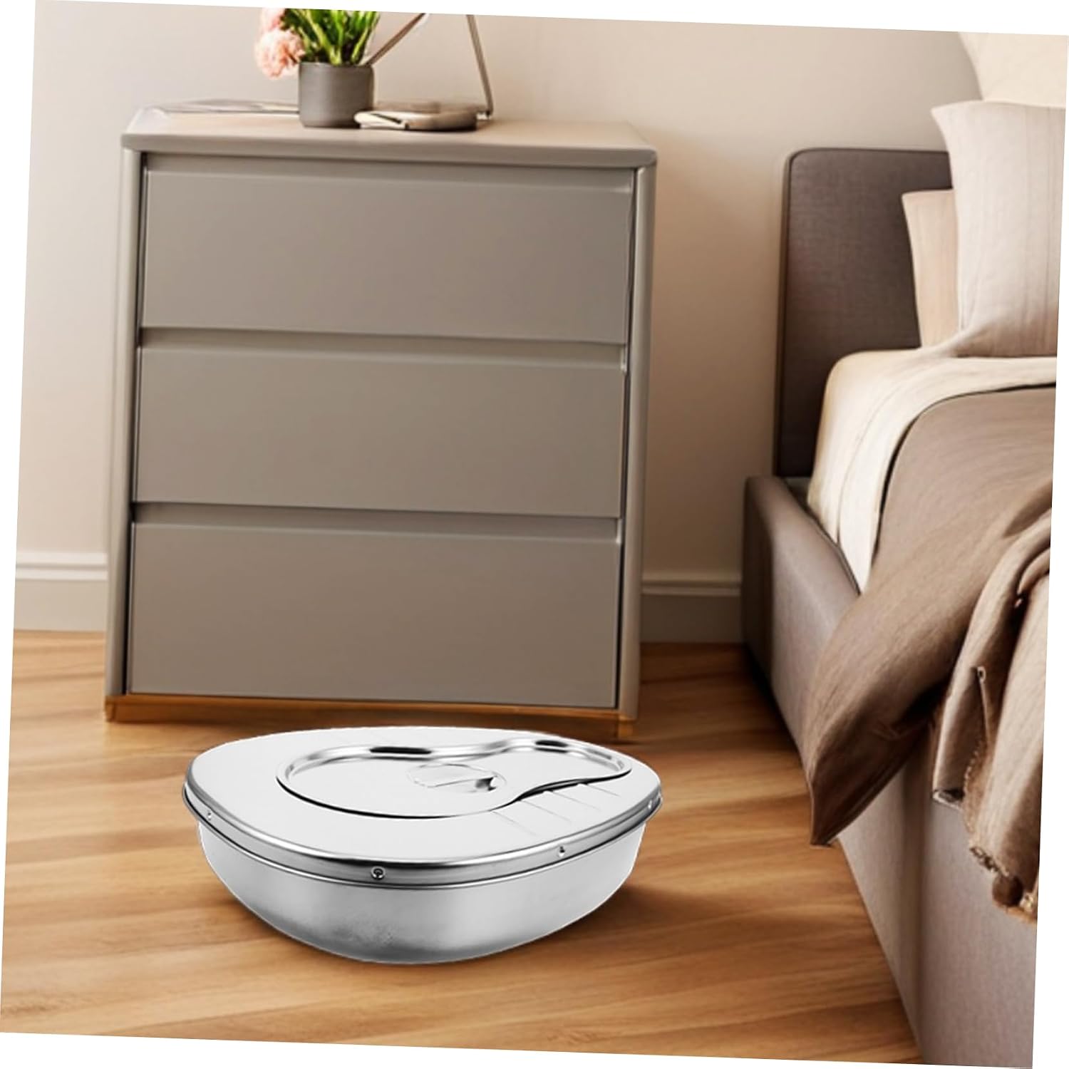 Elderly Bedpan Cover Stainless Steel Large Urinal for Bedridden Patients Easy to Clean Hospital Home Use