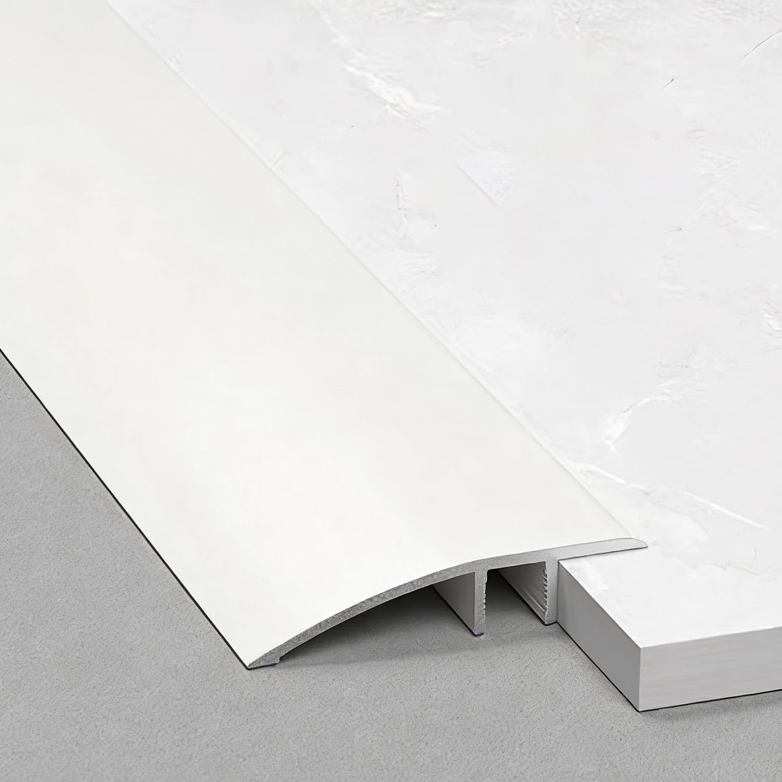 Aluminiowe listwy przejściowe do podłóg, 90 cm rampy progowe do bezszwowych przejść podłogowych, szczeliny wysokości mostu od 8 mm do 40 mm, idealne do przycinania dywanów do płytek i krawędzi