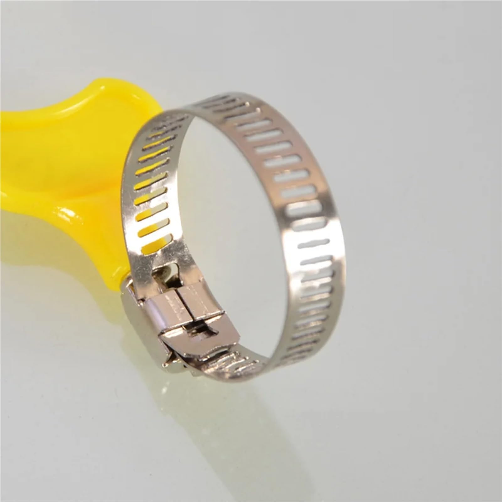 20 abrazaderas ajustables con mango for tuberías de agua de 1/2", 3/4" y 1", tuberías de gas, mangueras de gel de sílice y desagües de lavadora.(18mm-32mm)