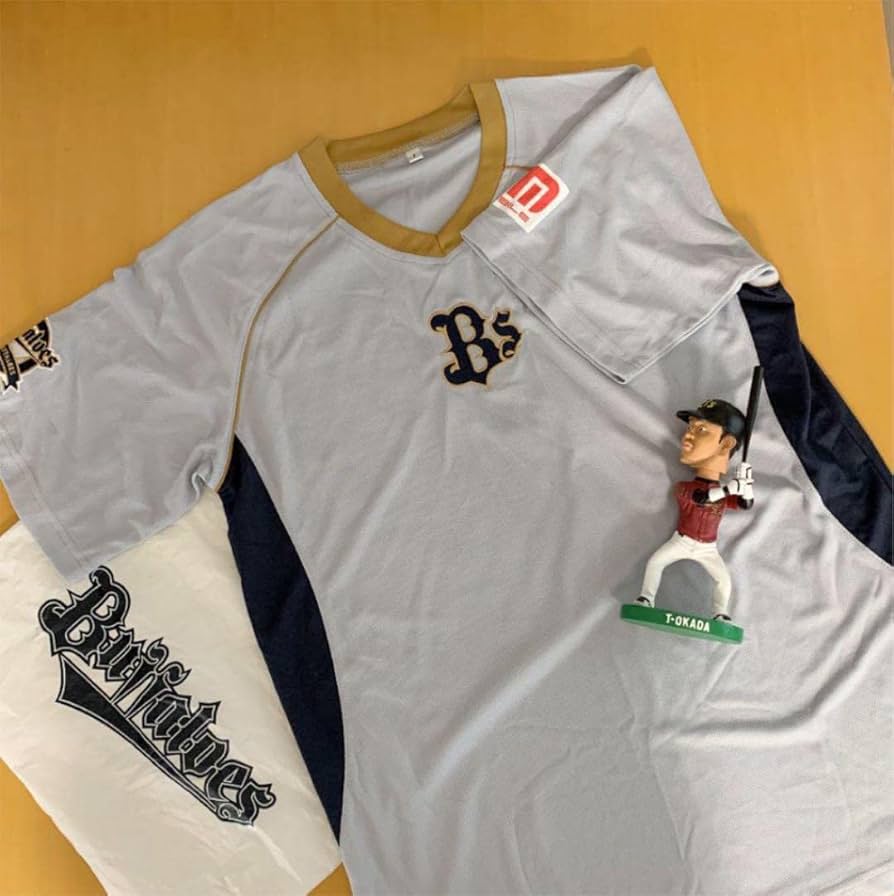 【頑張れ！オリックスバファローズ‼︎】T-岡田選手フィギュア&Tシャツ 頑張れ！オリックスバファローズ‼︎】T-岡田選手フィギュア&Tシャツ