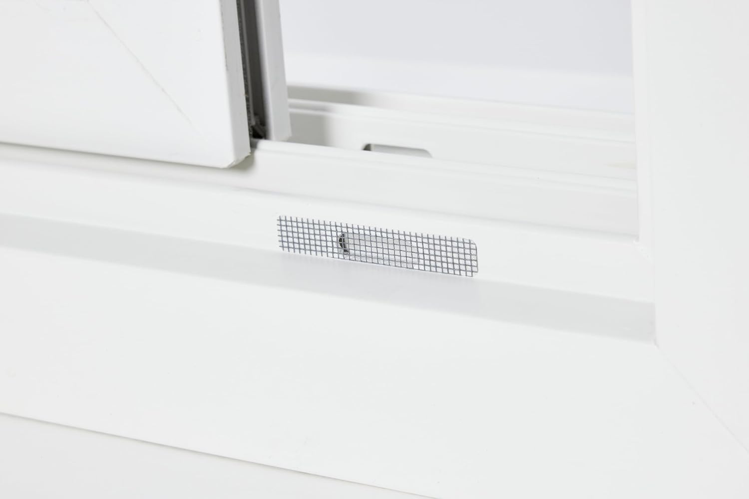 Window Weep Hole Cover Screen Patch (2.36"x0.4"x15ea).