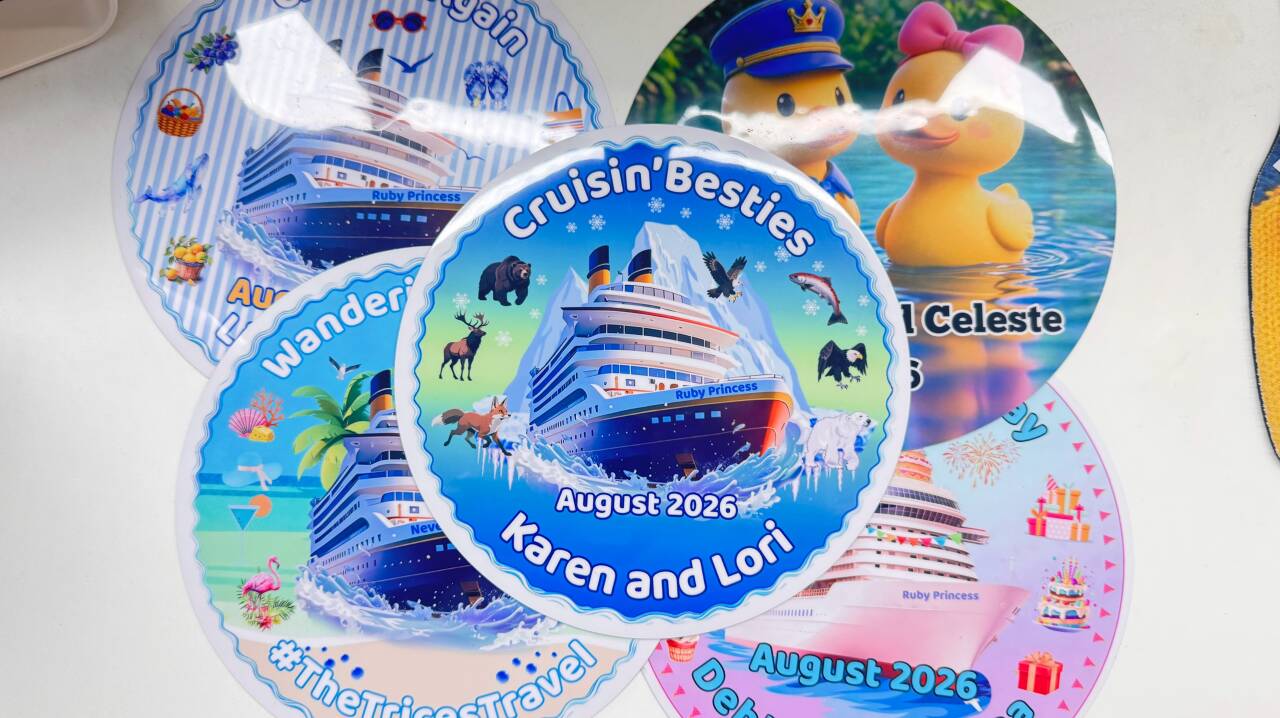 Imán decorativo personalizado para puerta de crucero miniatura 7