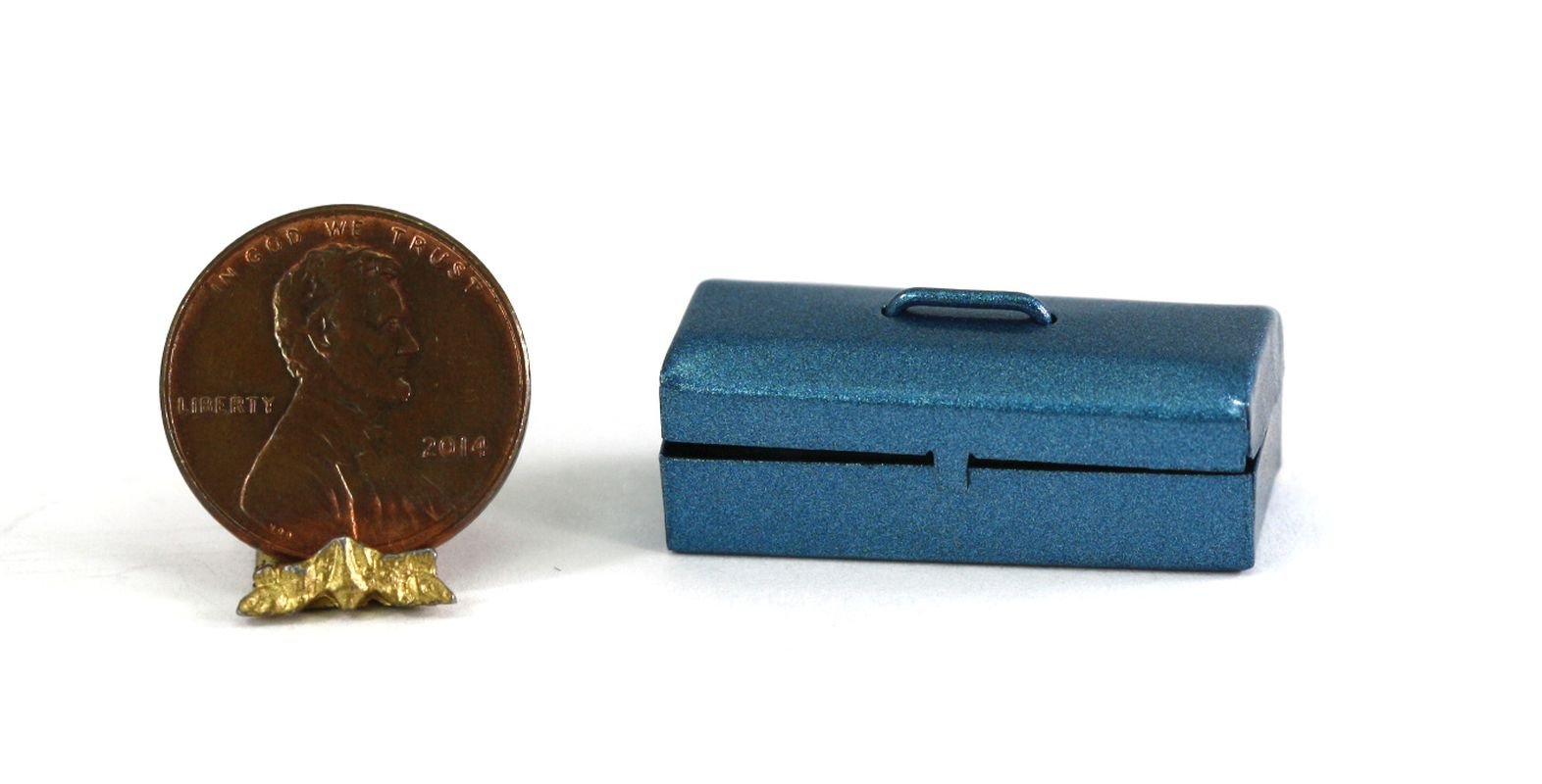 Caja De Herramientas Azul En Miniatura Para Casas De Muñecas - Escala 1/12, De Metal - Ideal Para Decorar Habitaciones De Costura