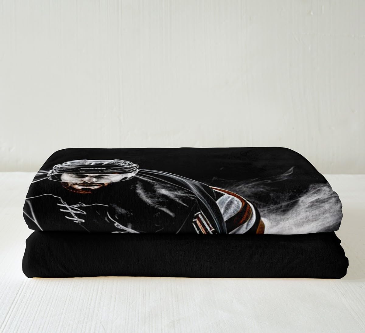 Feelyou Ice Hockey Fleece Winter Ice Sports Theme Sherpa Blanket Throw Blanket for Bed Sofa Couch Hockey Player Print Plush Black Winter Sports Hobby Fuzzy Room Decor Twin 60"x80"
