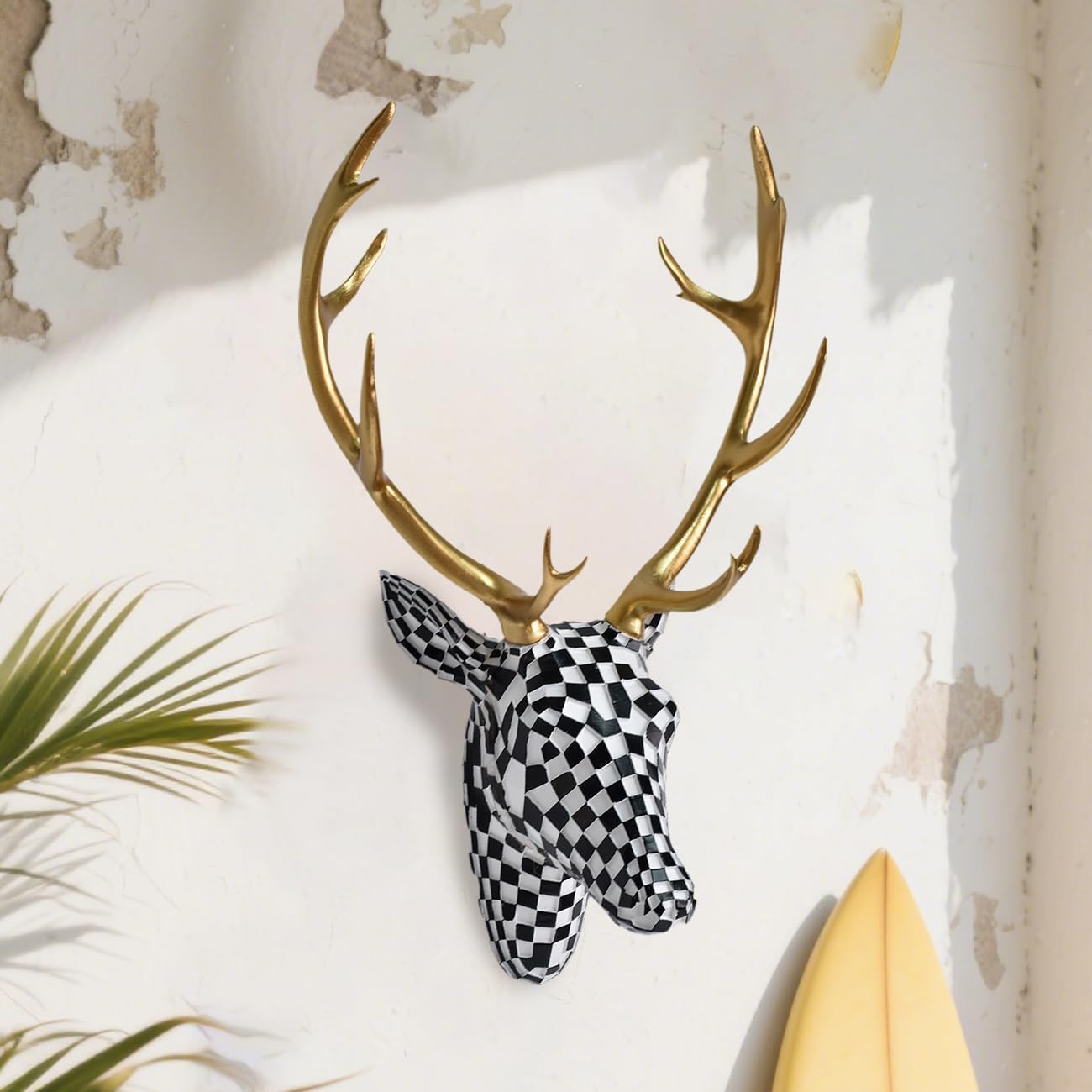 GIGICICI 15.7x8.7-Inch Mosaic Deer Head Wall Decor, Artistic Faux Resin Animal Head Wall Sculptures Decor Hanging Decoration for Living Room Bedroom Kitchen Gift, Black-White