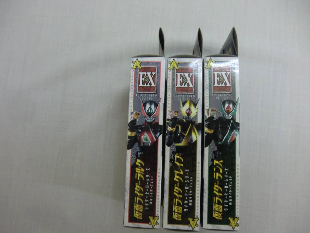 仮面ライダー剣（ブレイド） ライダーヒーローシリーズ 3体セット Amazon.co.jp: 仮面ライダーブレイド（剣） ライダーヒーローシリーズ
