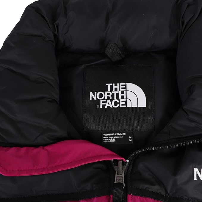 THE NORTH FACE 1996 RETRO NUPTSE VESTのタグ部分のディテールが分かるイメージ