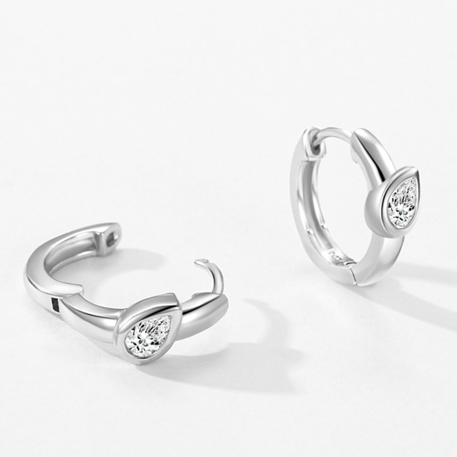 Pendientes de aro dorados pequeños para mujer, plata de ley 925 con circonita cúbica, aretes de gota de agua para uso diario para mujer, adecuados para aniversario