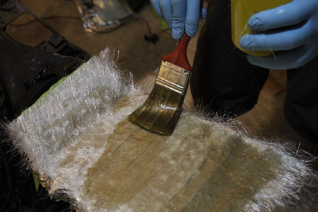 Résine Polyester iso 1 Kg + 1 m² tissu de verre 300 gr/m² + Catalyseur + Pipette de dosage