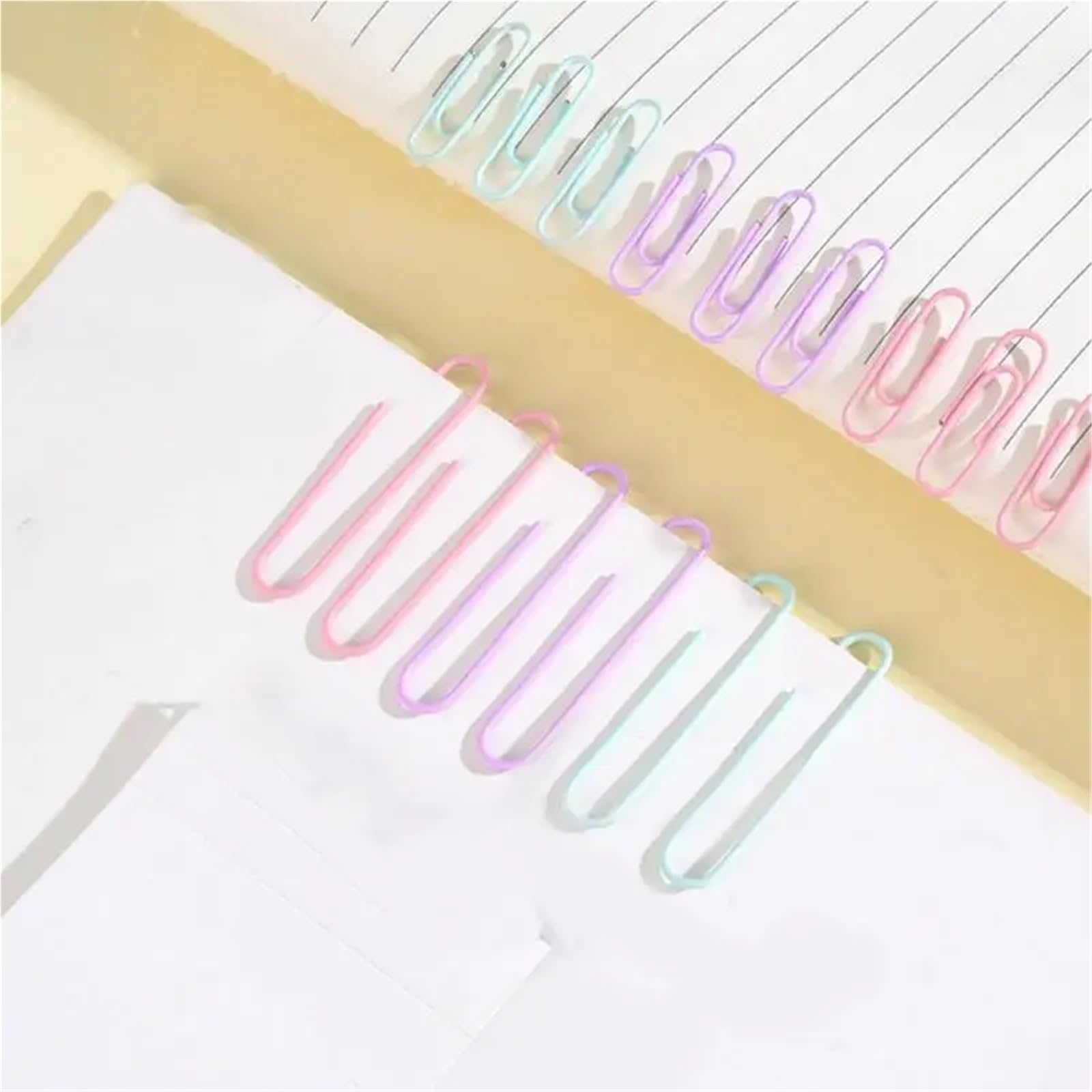 Lot de 900 trombones en métal colorés de 5 cm pour bureau et école, bureau, école, maison