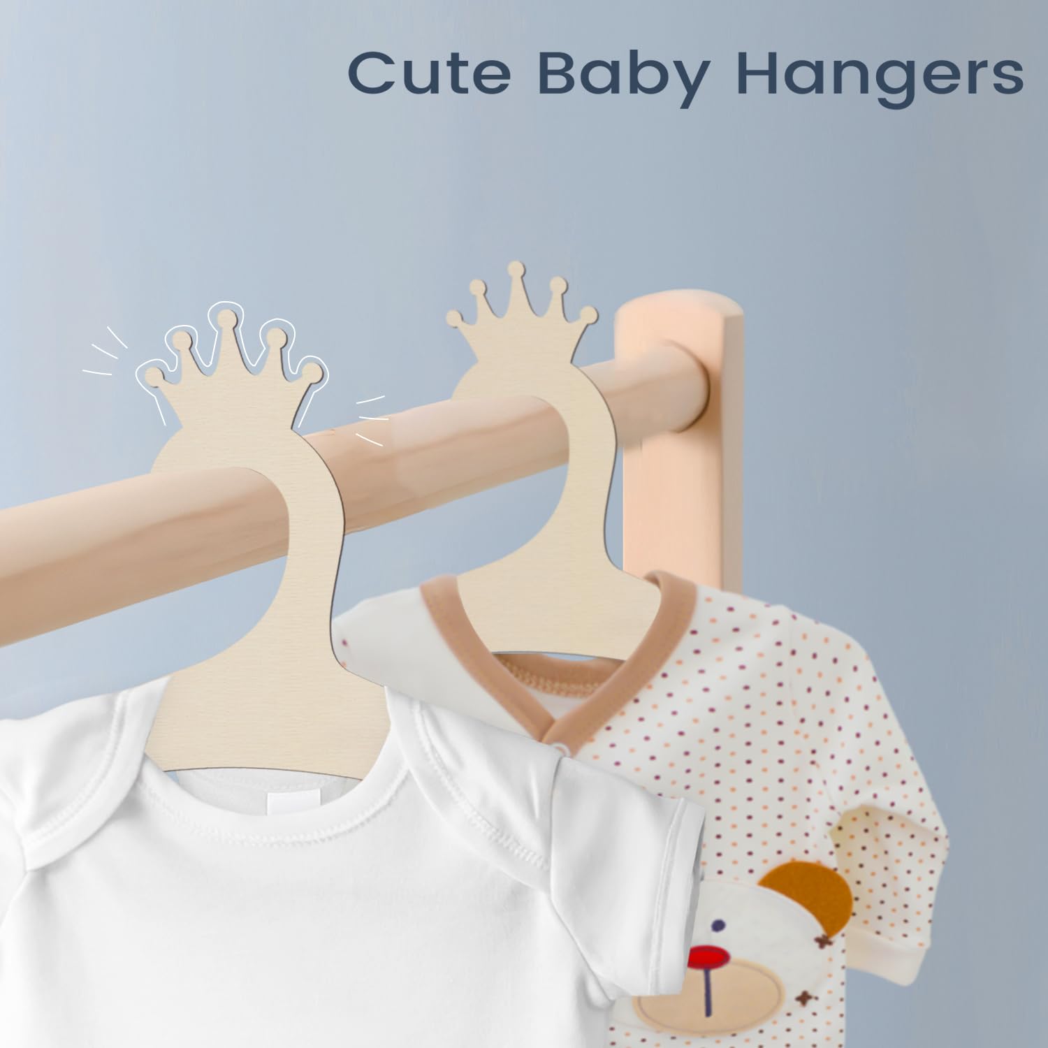 Paquete de 20 perchas de madera para ropa de bebé, lindas perchas de madera de corona para recién nacidos, niñas y niños de 9 pulgadas, perchas para guarderías, abrigos, pantalones, almacenamiento de