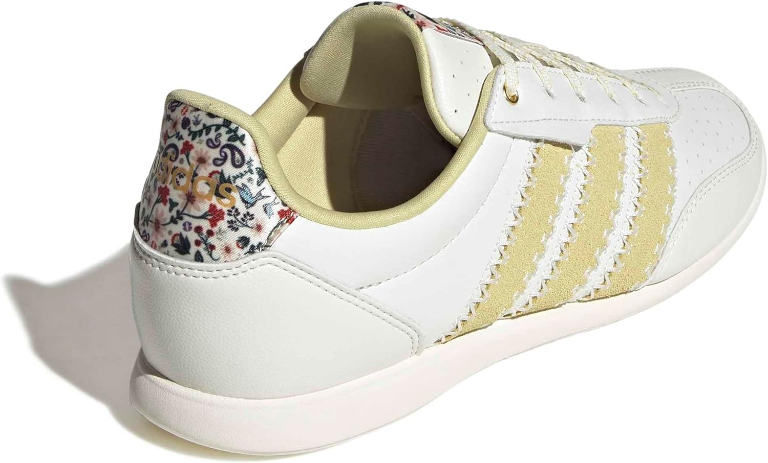 adidas Women's Barreda Low