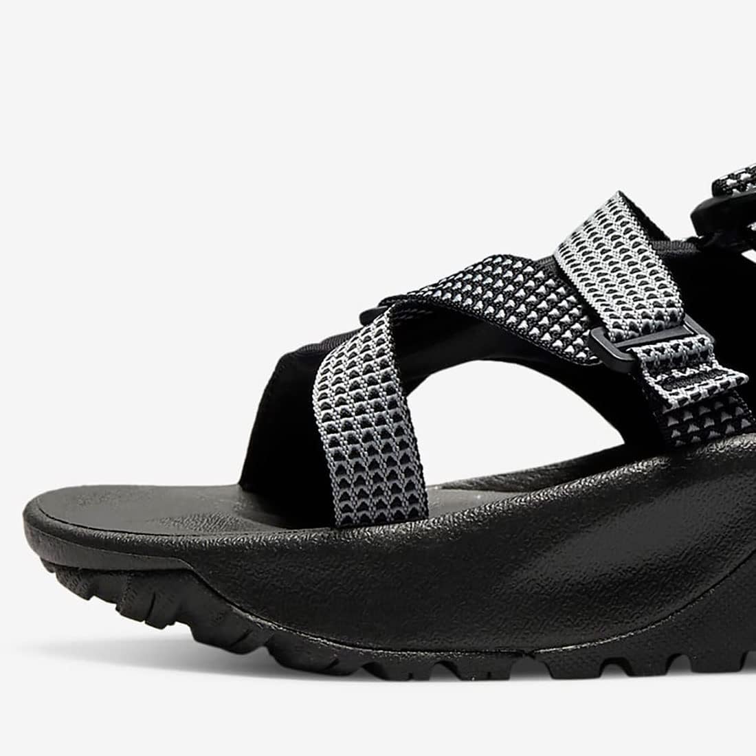 NIKE ナイキ 軽量アウトドアサンダル