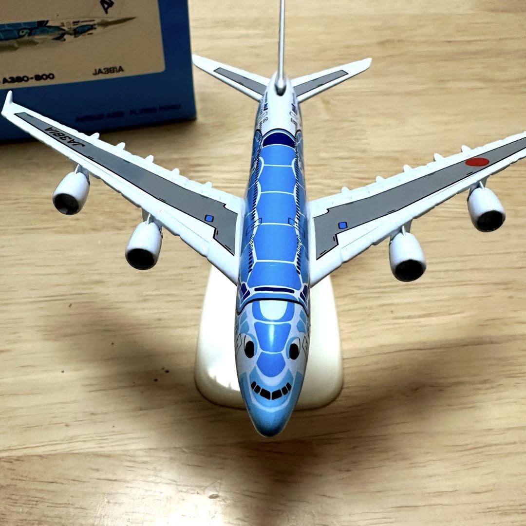 新品 非売品】ANA エアバス A380 フライングホヌ 1/200 ラニくん 新品