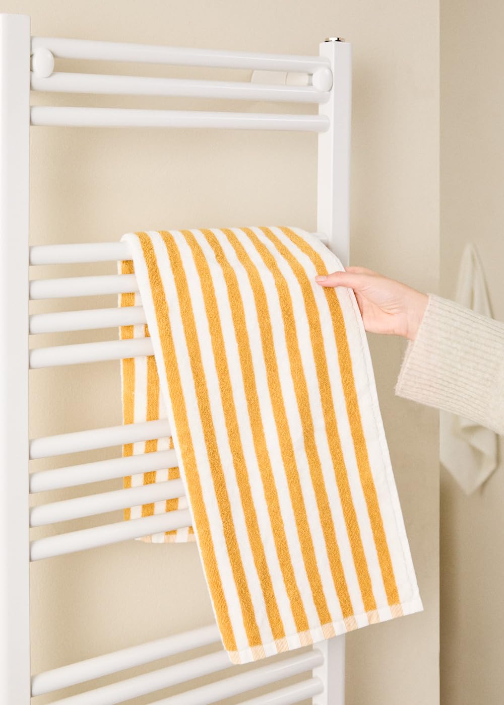 CREATE / Warm Towel Advance/Toallero eléctrico con Calefactor y WiFi Blanco / 51,5x11x115,5 cm/Control Desde la App, Pantalla LDC, 2 potencias, tecnología PTC, deteción Ventanas Abiertas, 1000W