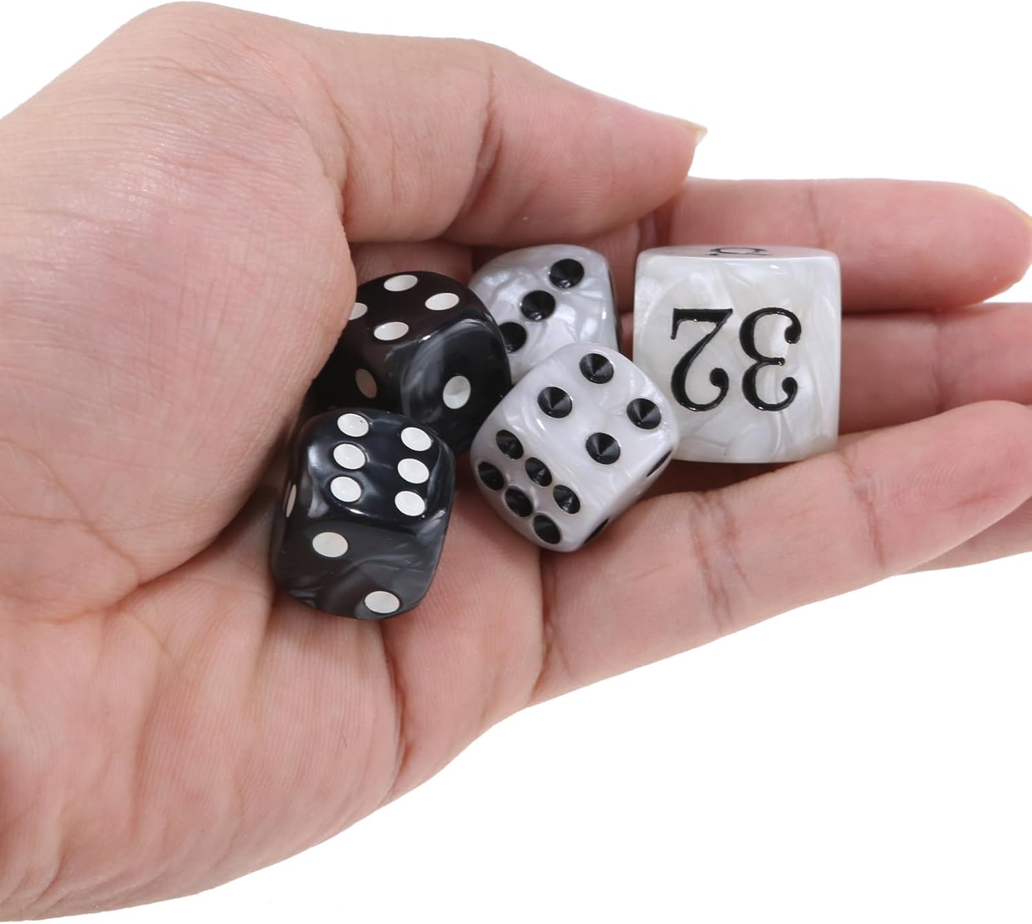22mm Doubling Cube and Four 16mm Dices Gaming Accessories Set of Acrylics Backgammon Pearls Dices Set with Storage Bag