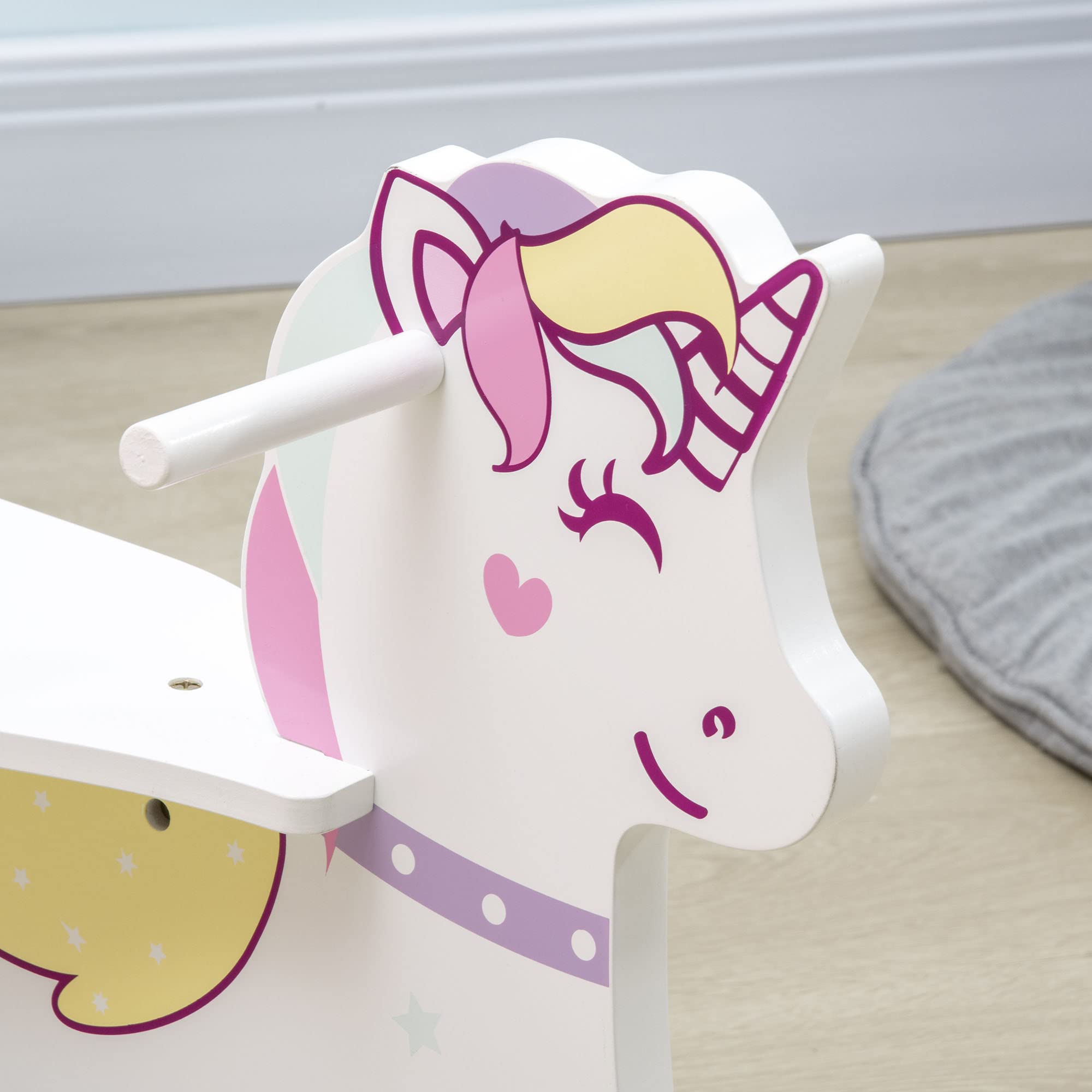 HOMCOM Caballo balancín para niños de 1 a 3 años, caballito balancín con asas, respaldo y pedales de MDF, 68 x 27 x 47,5 cm, azul, rosa y blanco
