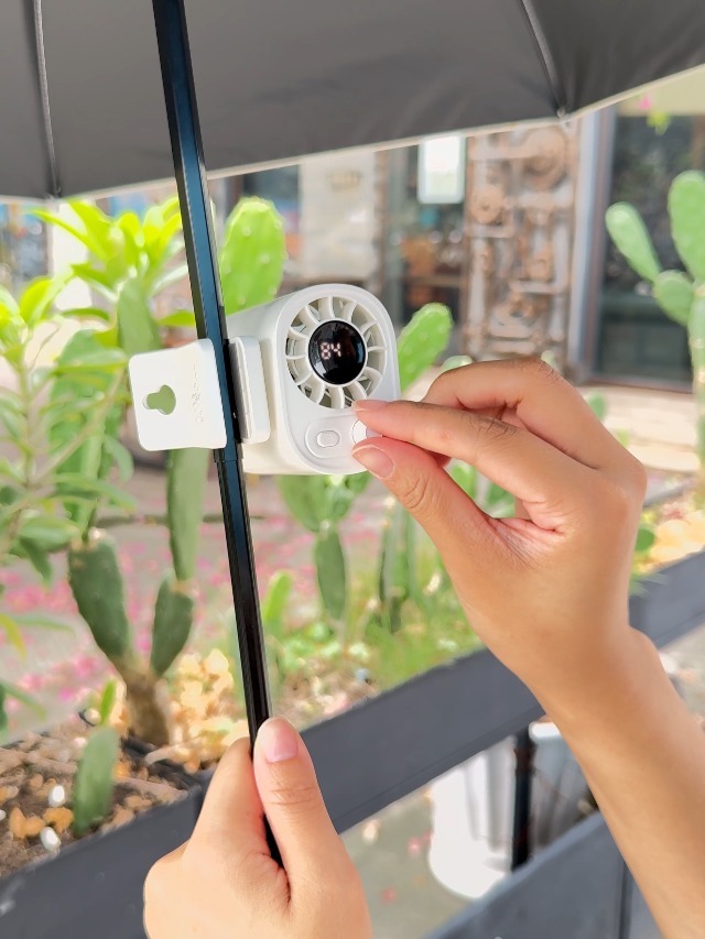 Amazon | xuenair 日傘 クリップファン 14000m/s高速扇風機 ハンディ