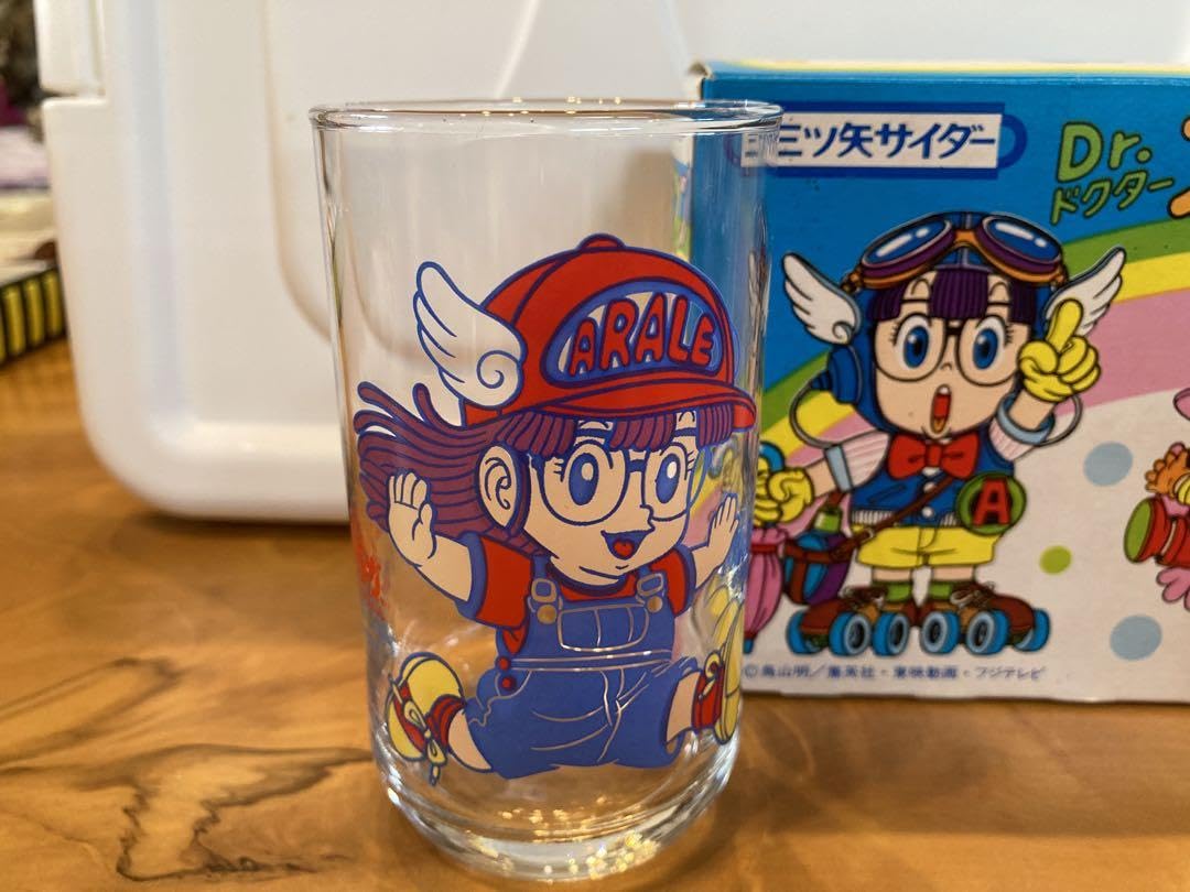 Amazon.co.jp: Dr.スランプ アラレちゃん 三ツ矢サイダー : おもちゃ