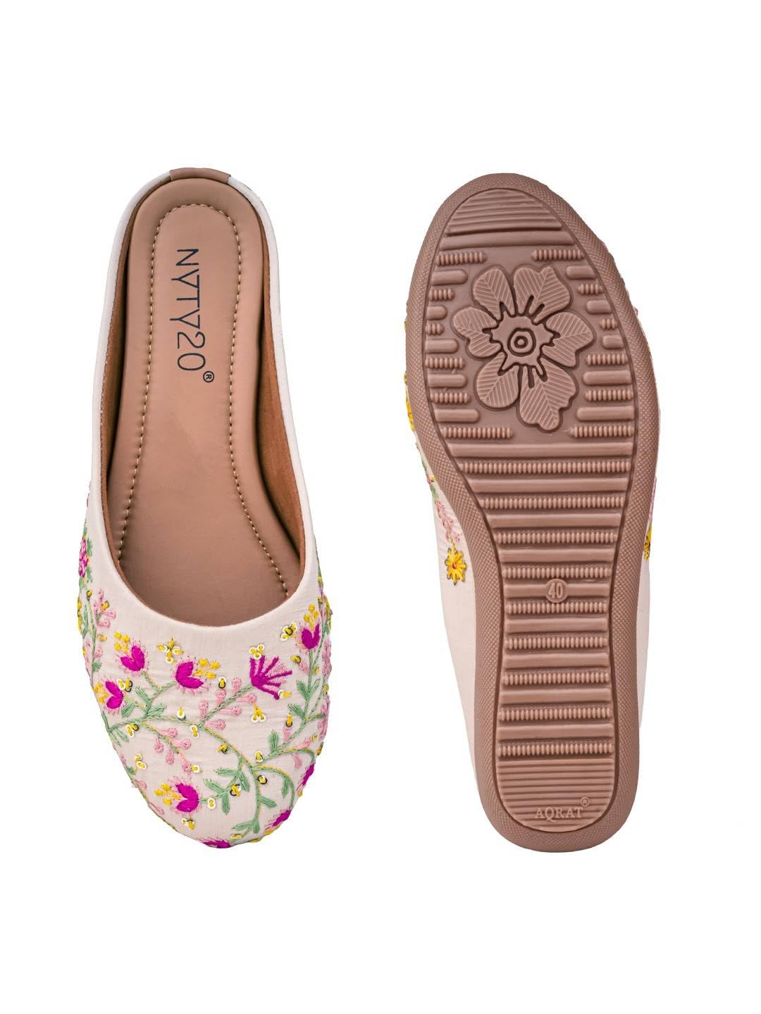 Women’s Cream Embroidery Jutti – Handcrafted Ethnic Slip-On Flats with Elegant Thread Work & Cushioned Sole-image-21