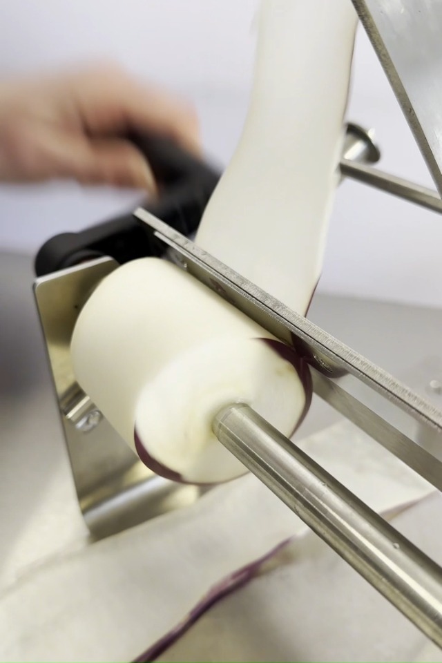 コロコロリン Amazon.com: Japanese Stainless Steel Vegetable Slicer - Blade