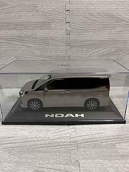 NOAHサンプル品 NOAHサンプルミニカー後期型 ホワイトパール特別version