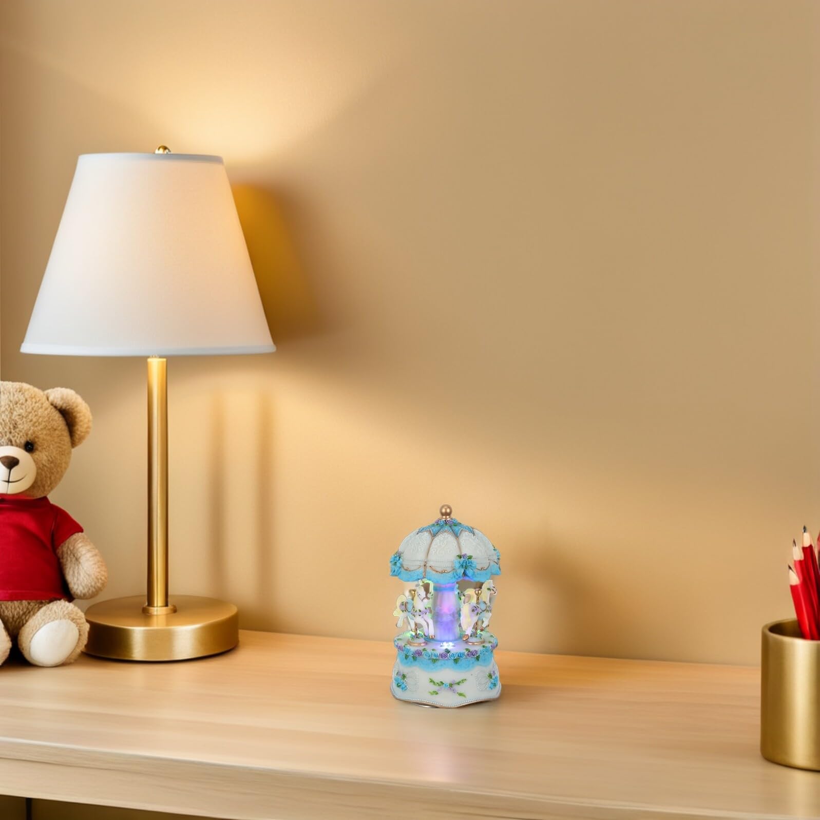 GLEAVI Boîte à Musique Carrousel Rotatif avec Chevaux Figurines et LED Lumière Colorée Cadeau pour Garçon Fille Anniversaire Fête de Noël sans Piles