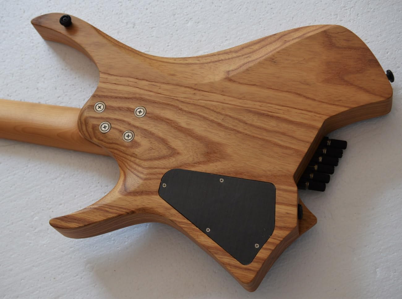 Amazon | 2024 ファンフレット6弦ヘッドレスエレキギターブルー