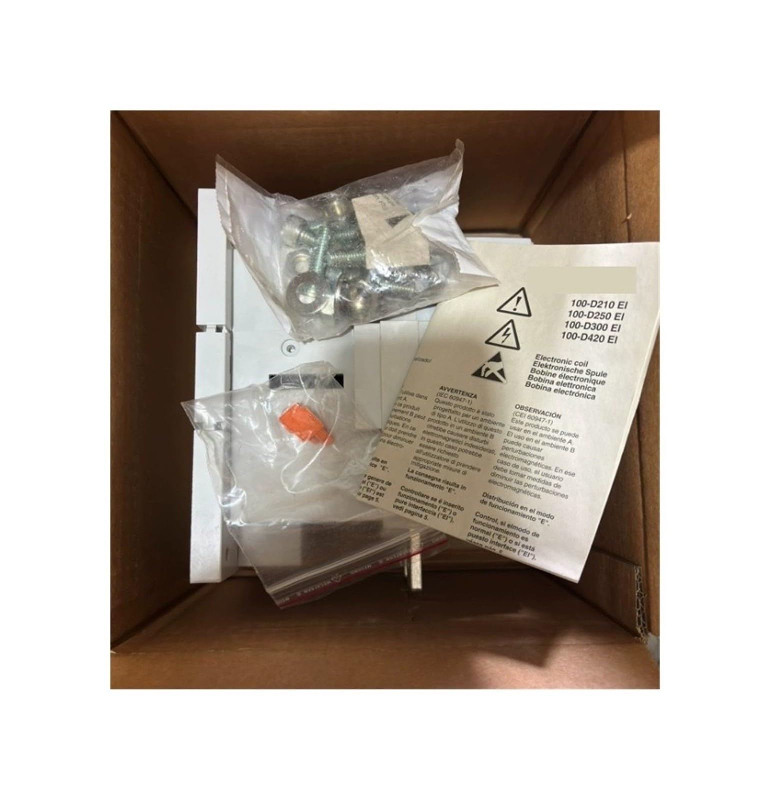 Contactor de CA de alta potencia 100-D210EN11 for control de motores