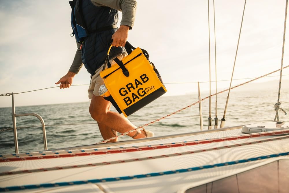 Ocean Signal rescueME PLB3 Segelsicherheitsset mit Haltesack, Signalspiegel, Pfeife und Survival-Ausrüstung – Global Distress Survival Bundle für Offshore-Segeln & Bootfahren